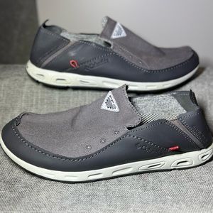 Never worn Columbia PFG gray slip on.
